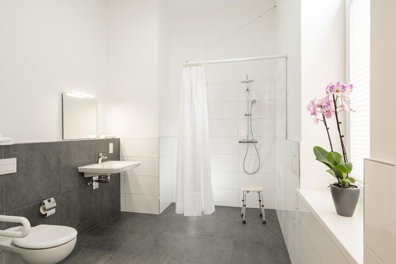 Hotel Markt 5 - Inmitten Der Luebbecker Altstadt, Kostenloser Parkplatz Direkt Am Hotel 뤼베케 외부 사진
